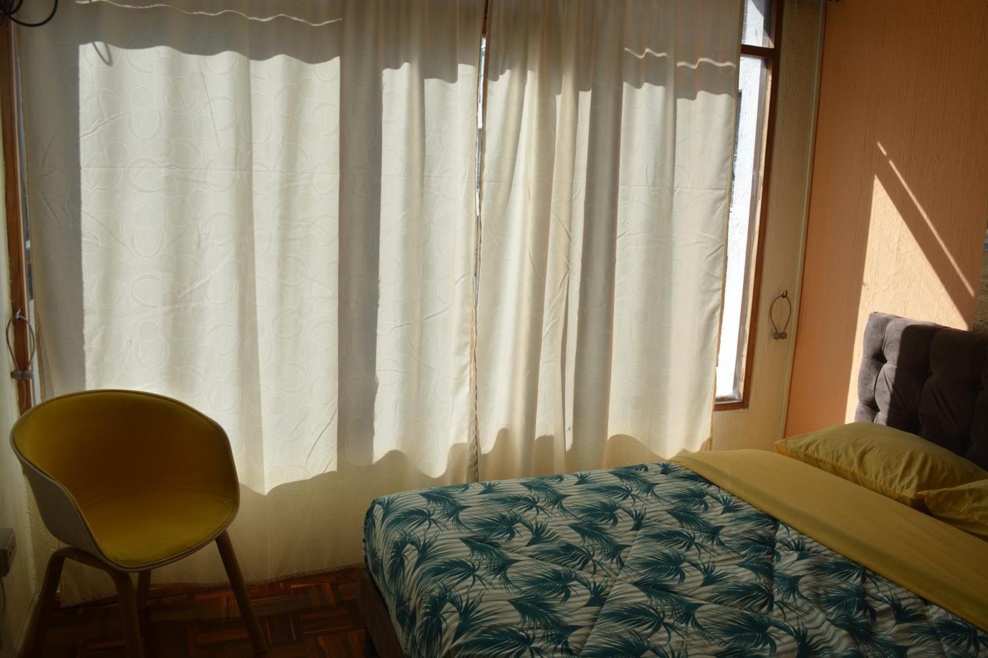 Blue House La Floresta Кито Экстерьер фото